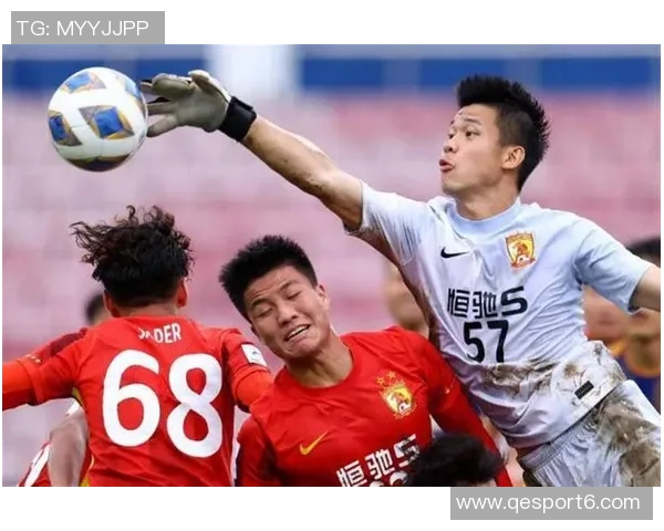 中超球队双线作战困境加剧保联赛策略形成恶性循环现象